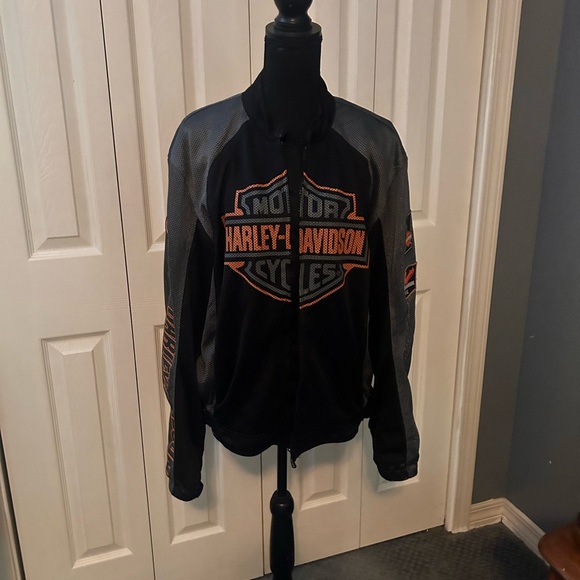 Harley Davison Jacket size medium - Picture 7 of 9